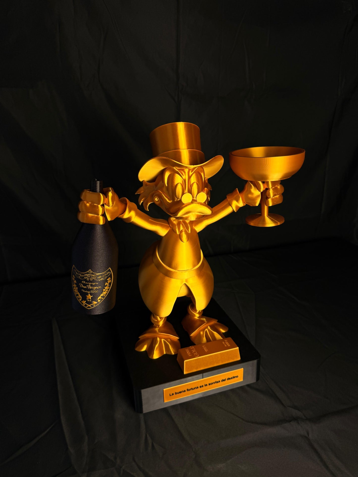 Escultura McDuck 40 cm